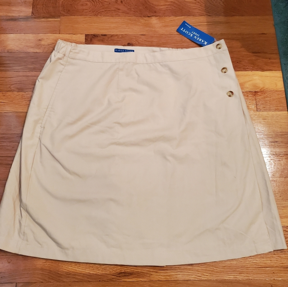 Karen Scott Beige Skort